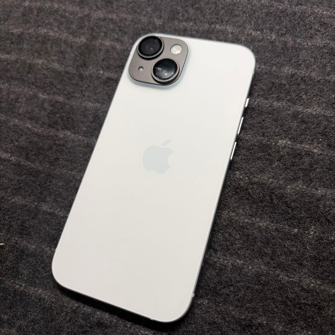【美品】iPhone15 128GB ブルー（ホワイト） Appleストア購入品