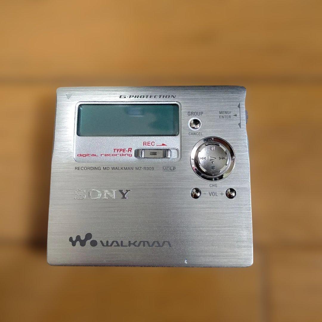 美品ほぼ完品 SONY レコーディングMDウォークマン MD-R909