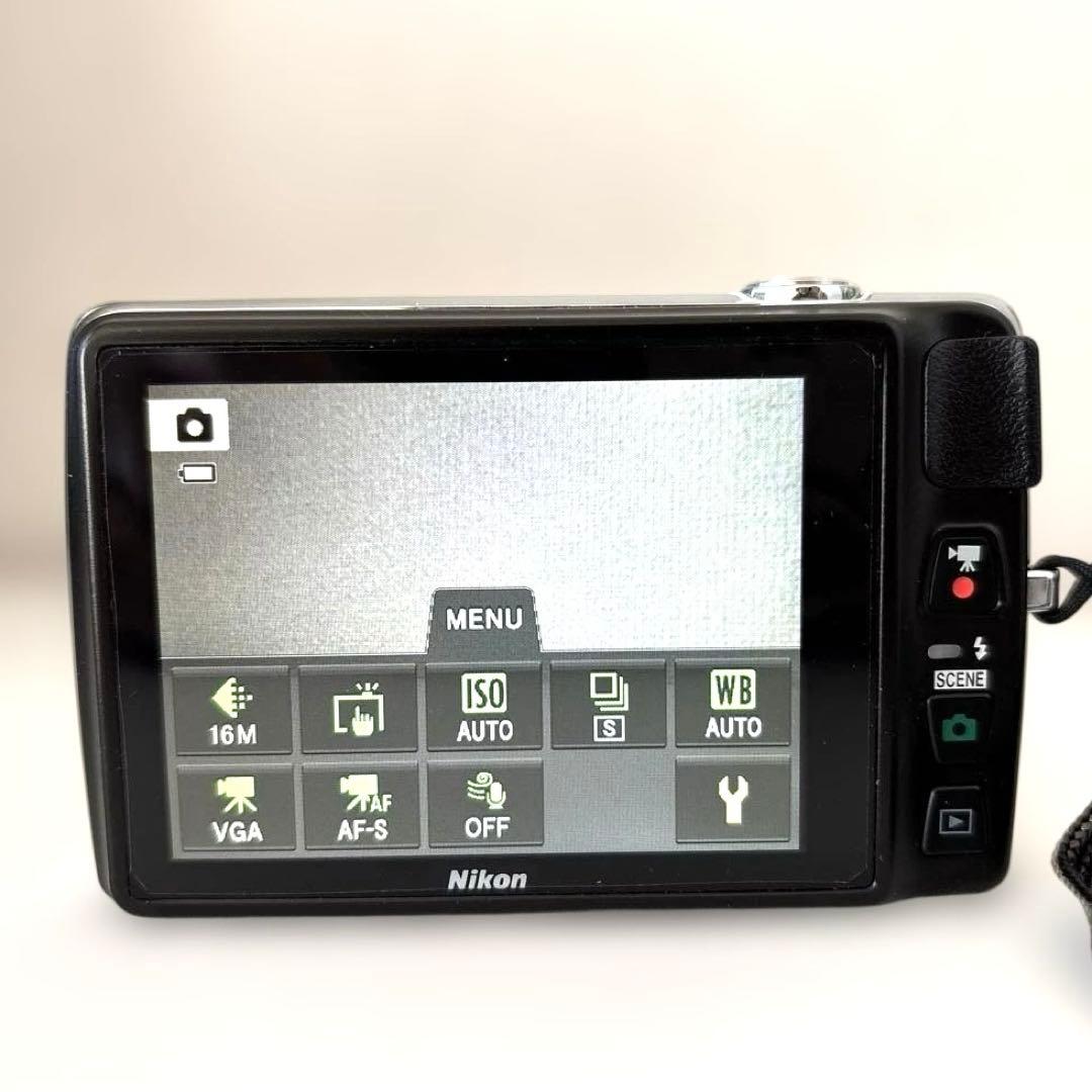 【美品】Nikon COOLPIX S4300 ホワイト