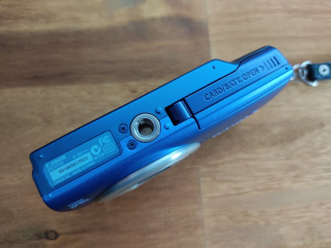 デジタルカメラ Canon PowerShot A4000 IS PC1730