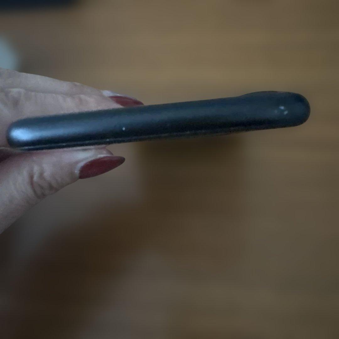 Apple iPhone SE (第3世代) ミッドナイト←※箱はSE2の物です