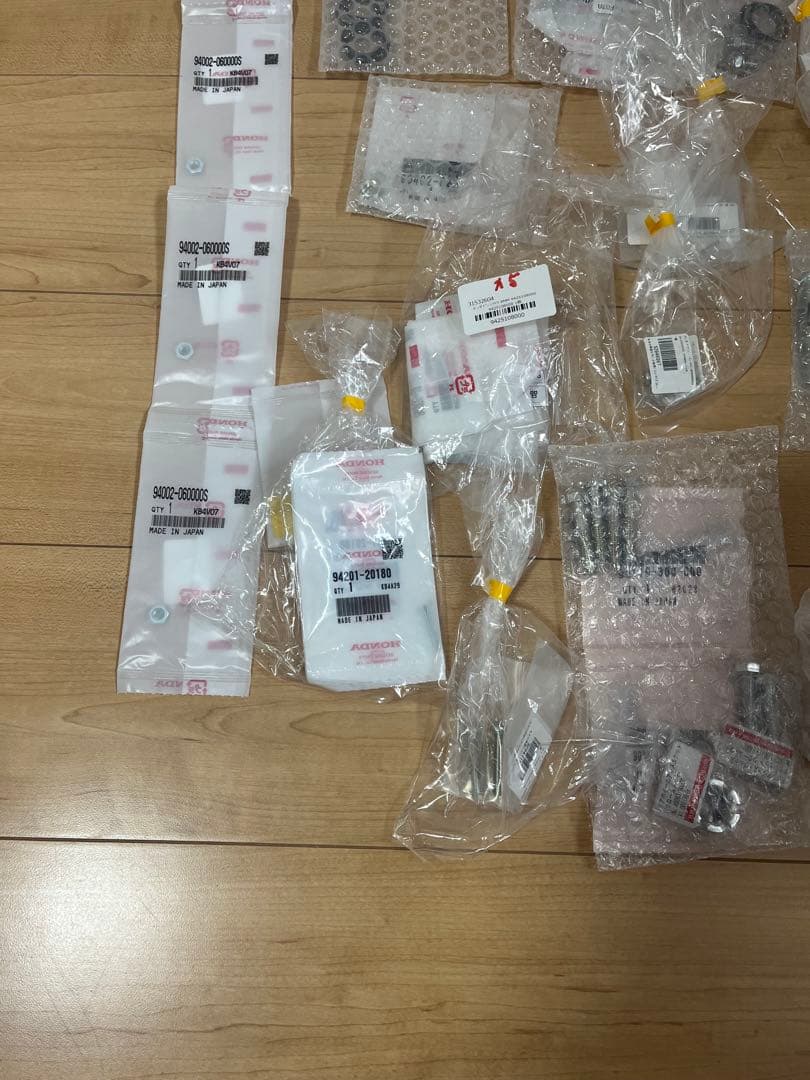 HONDA CB750FOUR 新品パーツ詰合せ