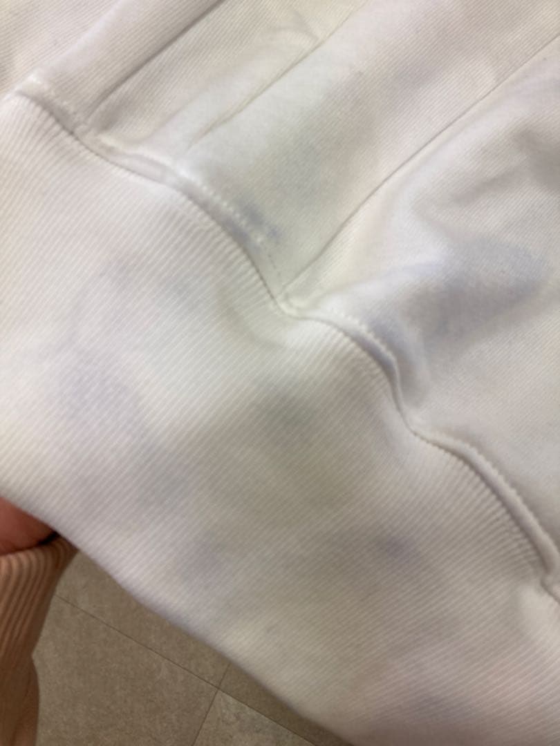 VERSACE ロゴトレーナー ホワイト 変色あり