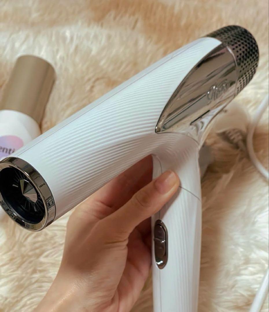 【あず】Refa リファ ビューテックドライヤー スマート ホワイト