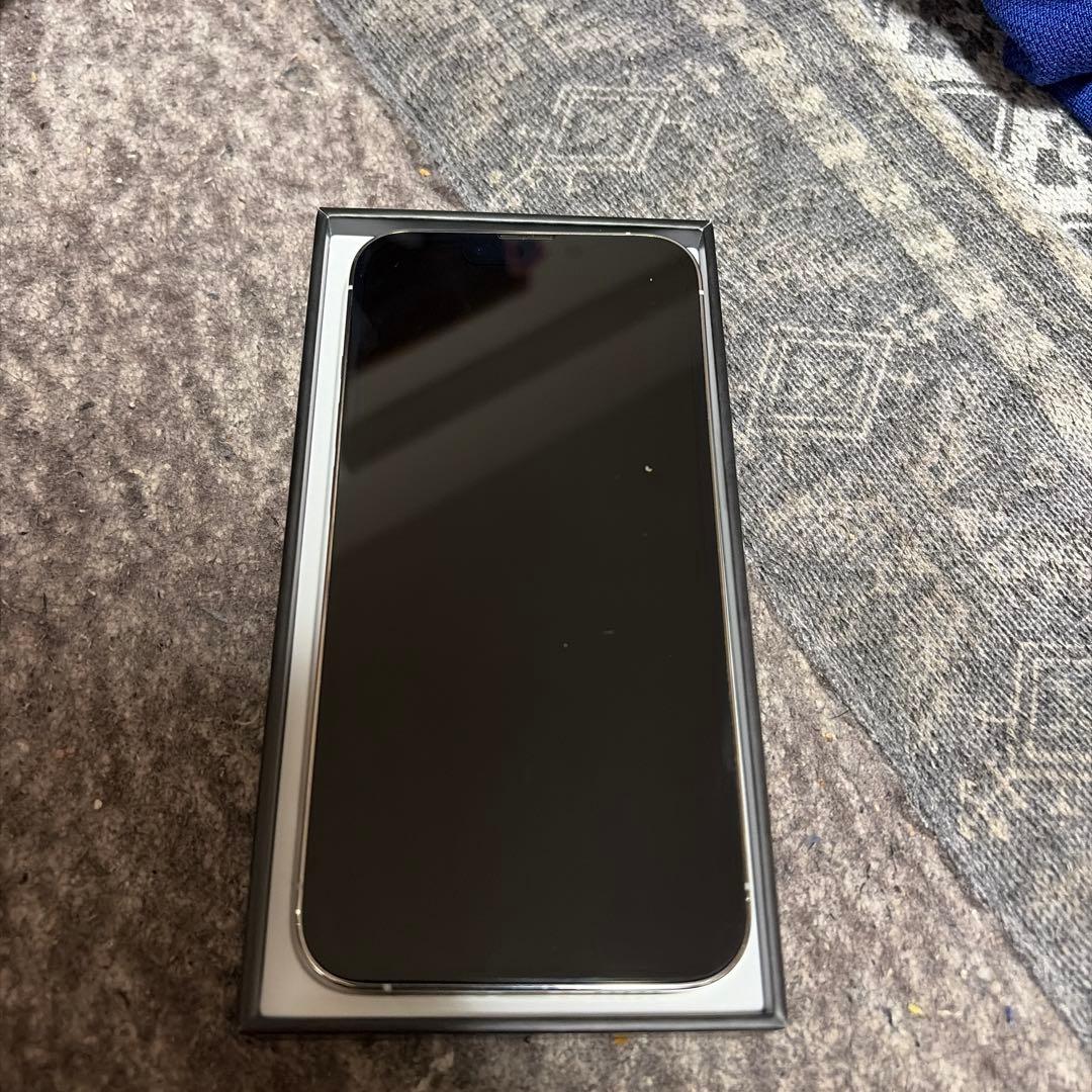 【美品】iPhone13Pro シルバー【値下げしました】