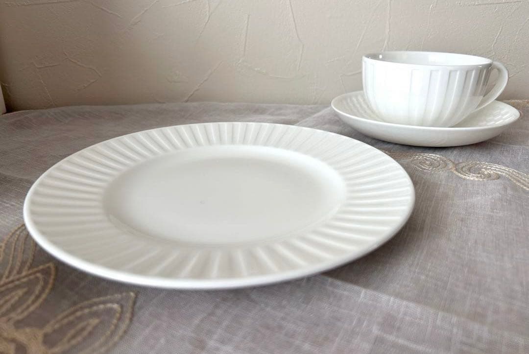 ナイト＆デイ　カップ＆ソーサー　プレート　ペア