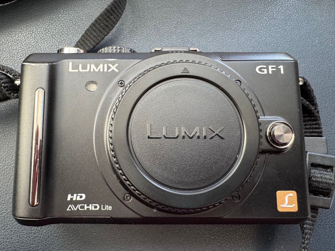 ［とむ］LUMIX DMC-GF1 ミラーレス一眼 本体とレンズ2本