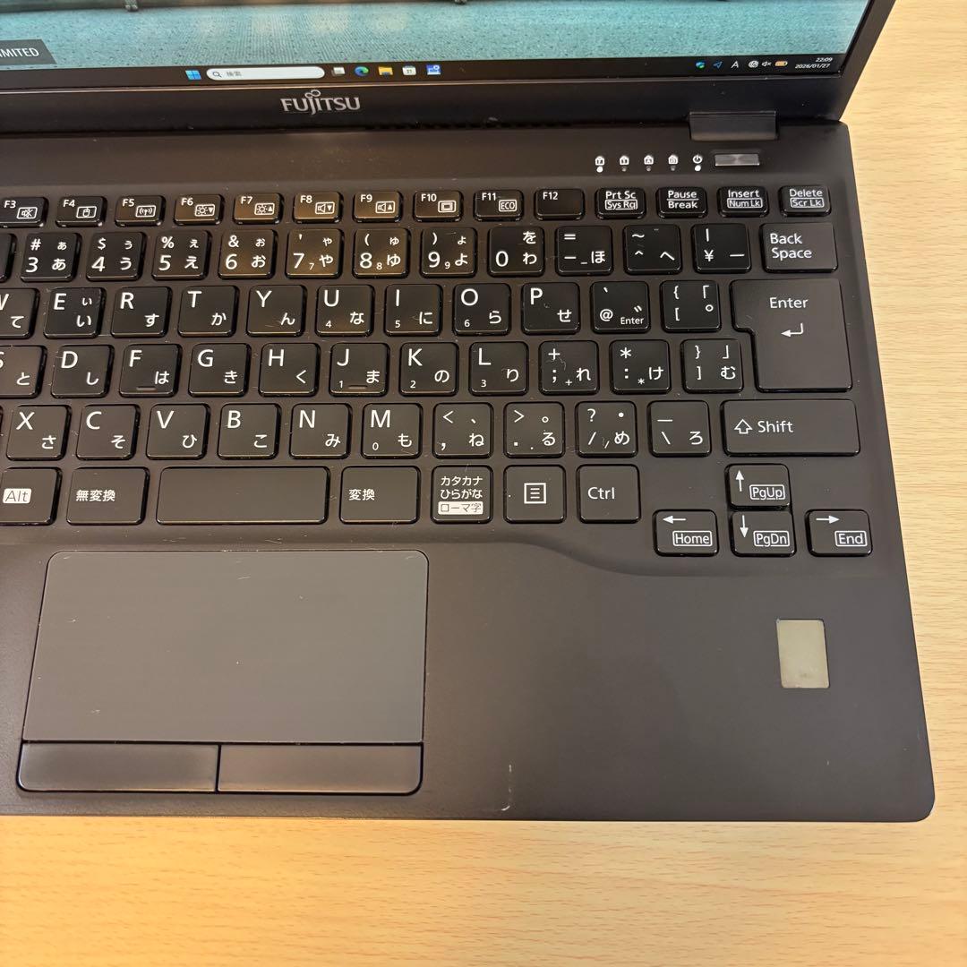 富士通 LIFEBOOK U9311 超軽量738g i5 SSD256GB