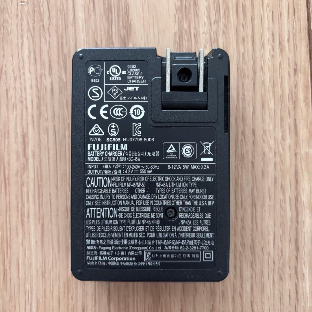 FUJIFILM FINEPIX Z700EXR デジカメ ブラック