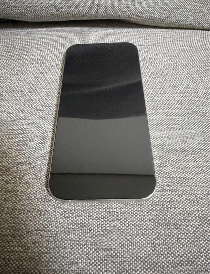 Apple iPhone 15pro ナチュラルチタニウム 256GB