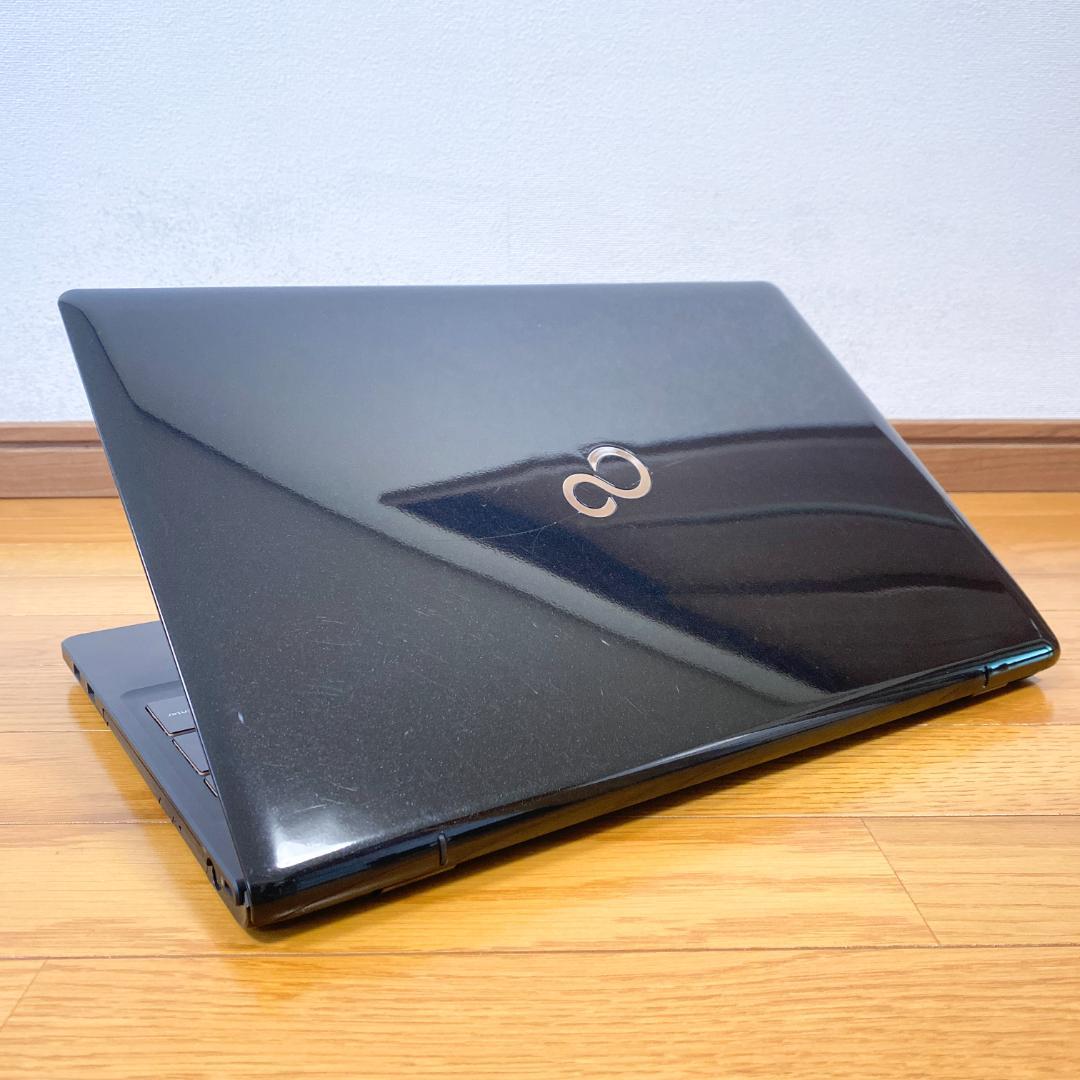 オフィス2021✨4コアi7 メモリ16 SSD480 富士通ノートパソコン