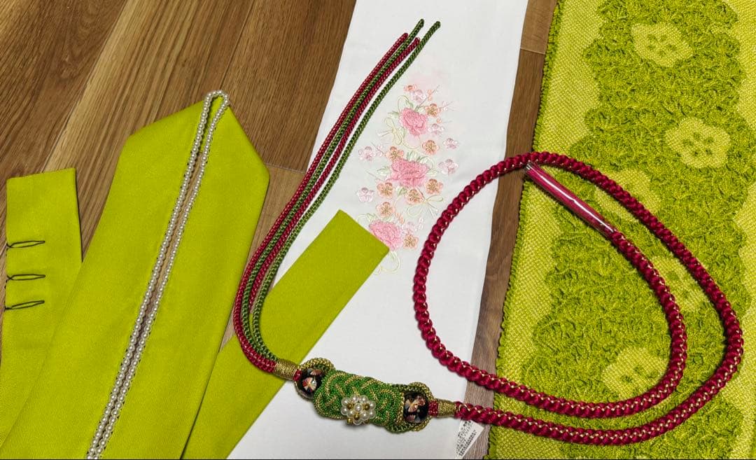 正絹振袖フルセット★金駒刺繍★大輪花紋様★オレンジ色