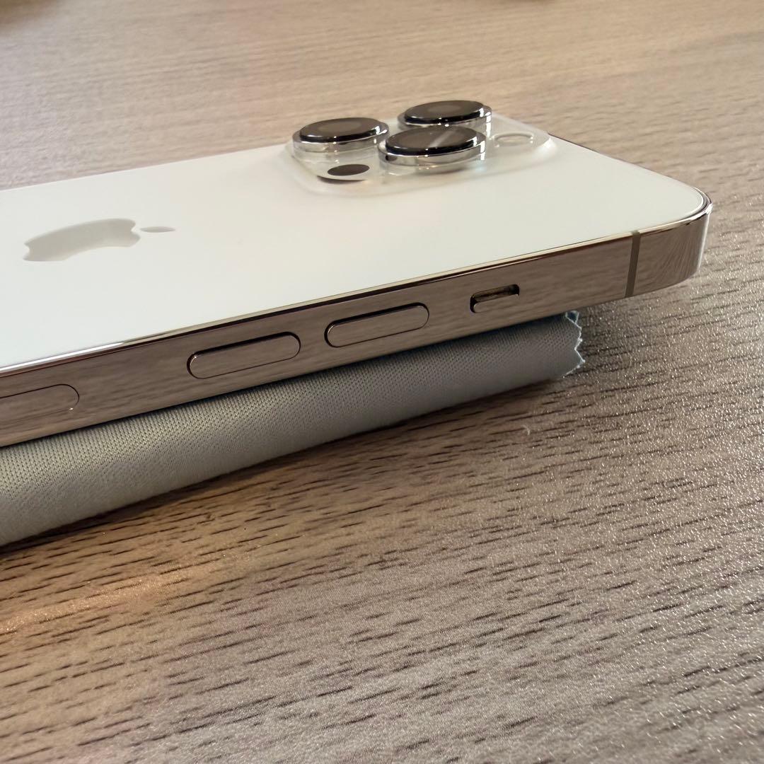 土日セール【美品】iPhone 13 Pro シルバー 128GB SIMフリー