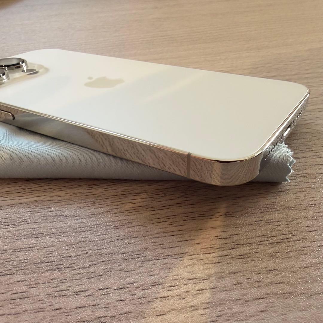 土日セール【美品】iPhone 13 Pro シルバー 128GB SIMフリー