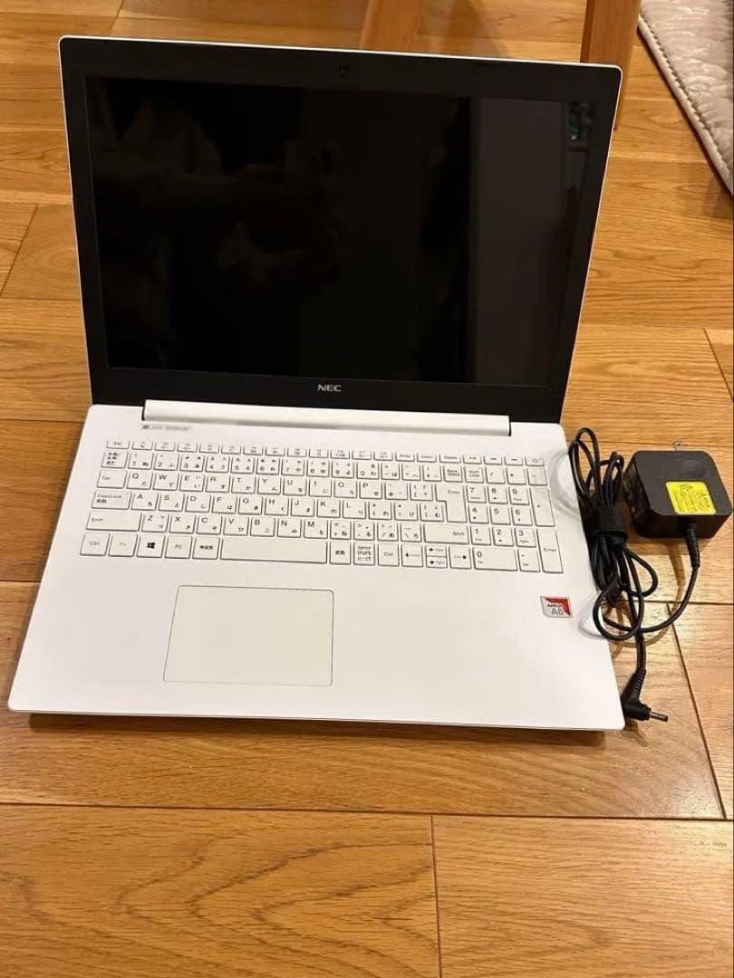 NEC LAVIE NS20A/M ホワイトノートPC ACアダプター付き
