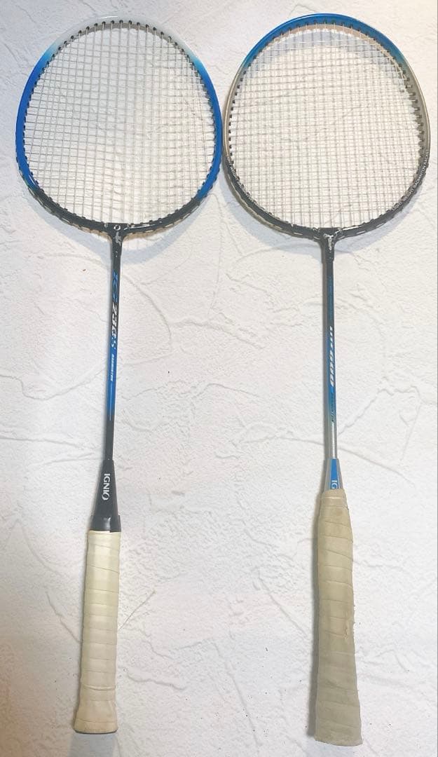 バドミントン ラケットまとめ売り！みなさんでどうぞ！