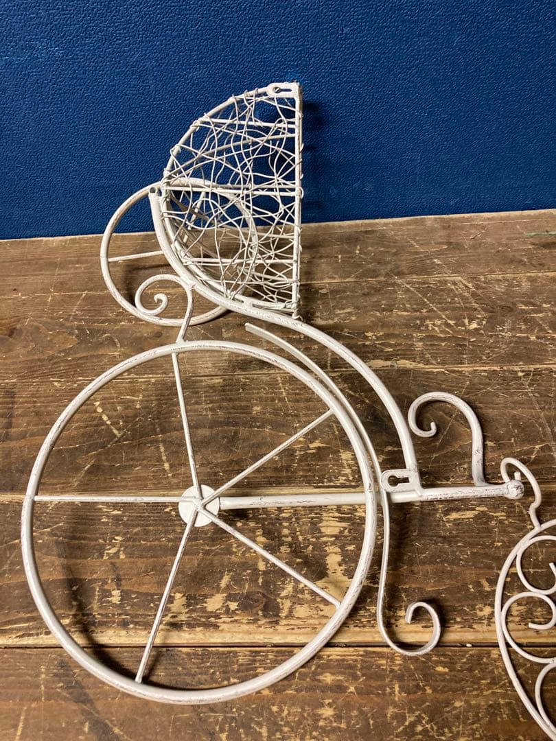 ガーデニング雑貨アンティーク　シャビー　フラワースタンド　アイアンバスケット