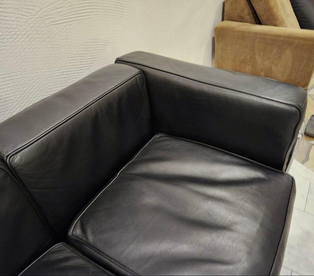 IDC大塚家具　 Le Corbusierル・コルビュジエ　LC2本革3Pソファ