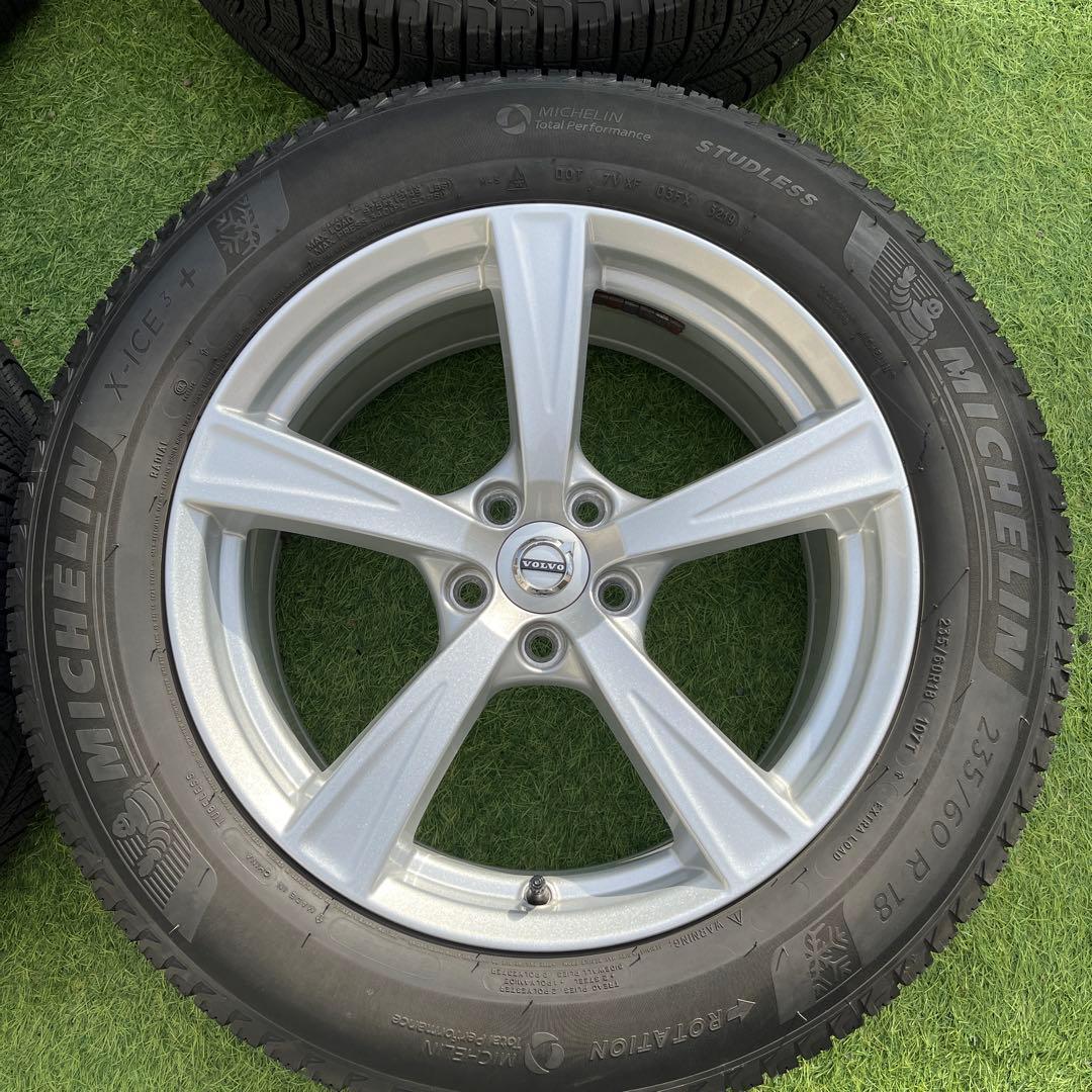 ボルボXC90 235/60/18スタッドレスタイヤホイールセット