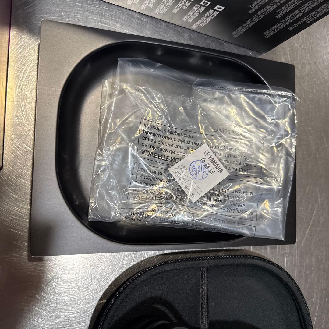 ヘッドホン YAMAHA YH-L700