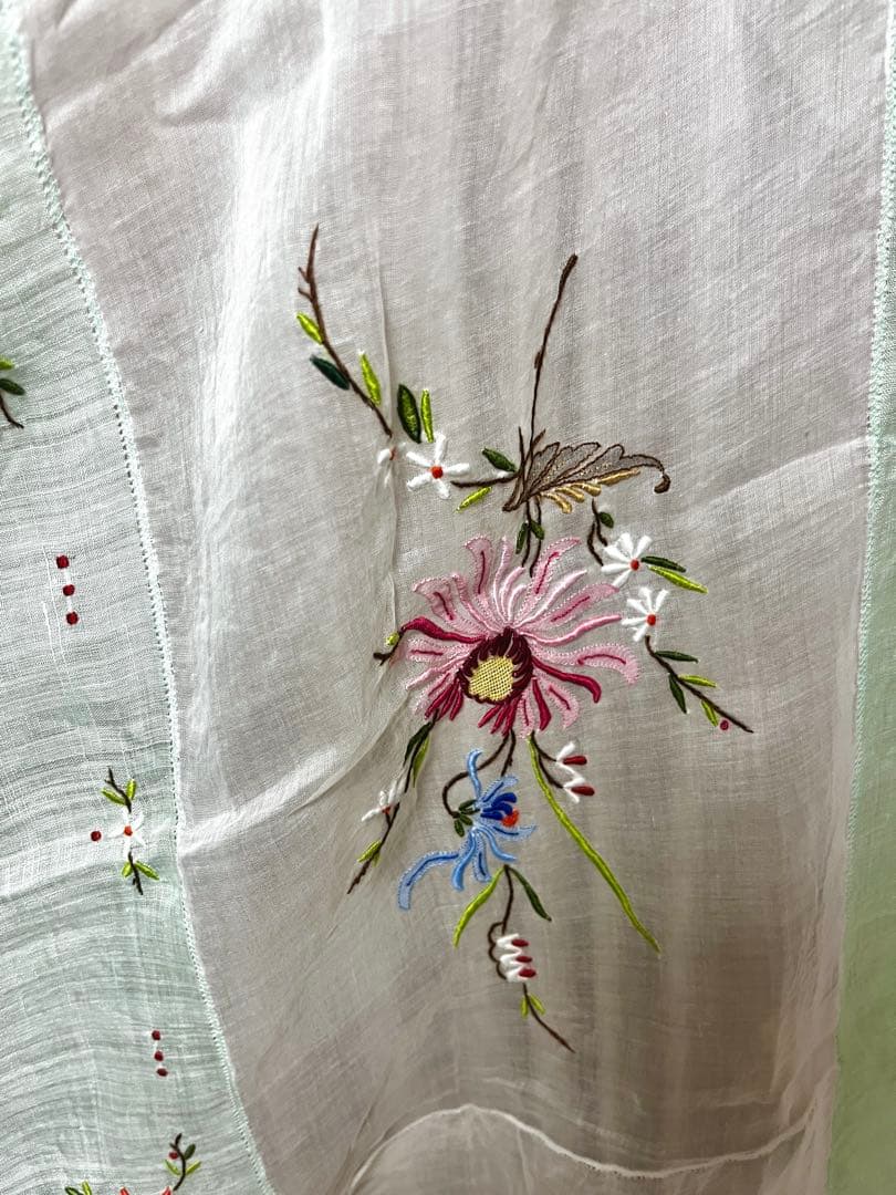 Vintage 花柄刺繍のテーブルクロス エメラルドグリーン レア