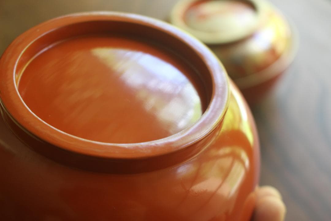 時代逸品！時代金縁朱漆に極上牡丹蝶螺鈿蒔絵の映えるお椀2点（検輪島塗蒔絵椀雑煮椀