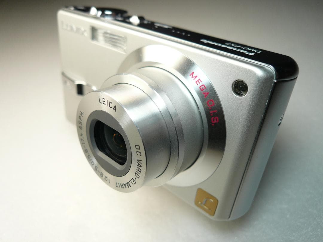 LUMIX★DMC-FX7⭐️極美品⭕️安心の実働品★シルバー