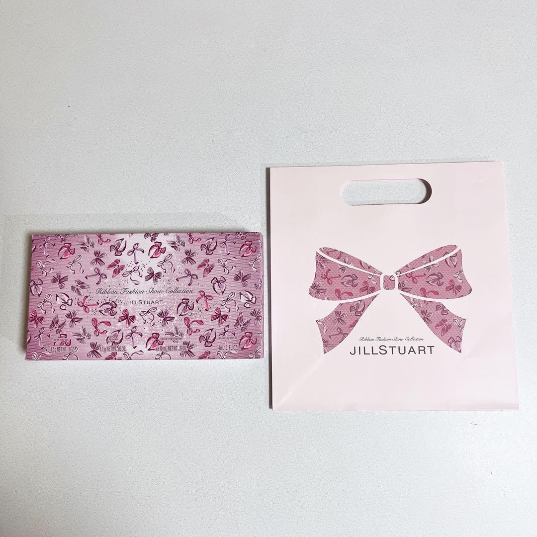 リボンファッションショーコレクション　クリスマスコフレ 2025ジルスチュアート