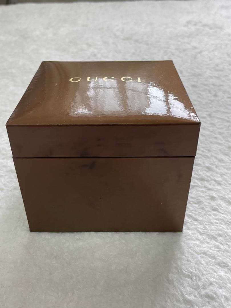 美品GUCCI レザー腕時計 スクエアフェイス