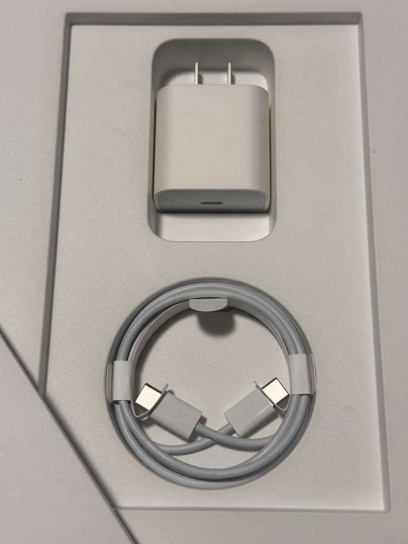 iPad Pro Wi-Fiモデル　第4世代　1TB 12.9インチ　おまけ付き