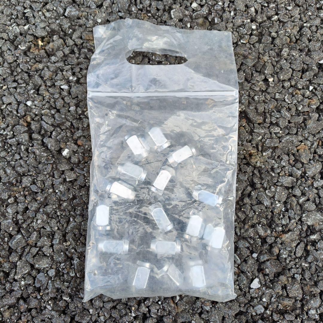 ホイール付きスタッドレスタイヤ 4本セット 185/60R16 21年製 送料込