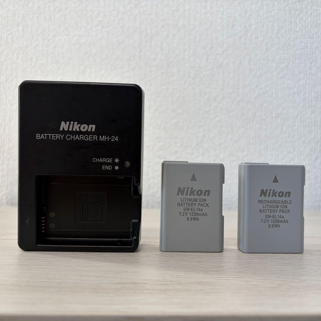 Nikon D5600 ダブルズームキッド＋35㎜単焦点レンズ