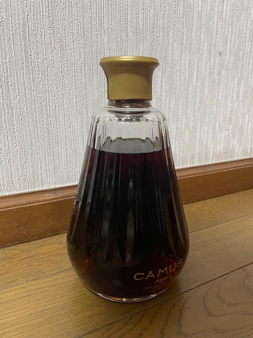 【未開栓】CAMUS(カミュ ブランデー カラフェ バカラボトル 化粧箱付)