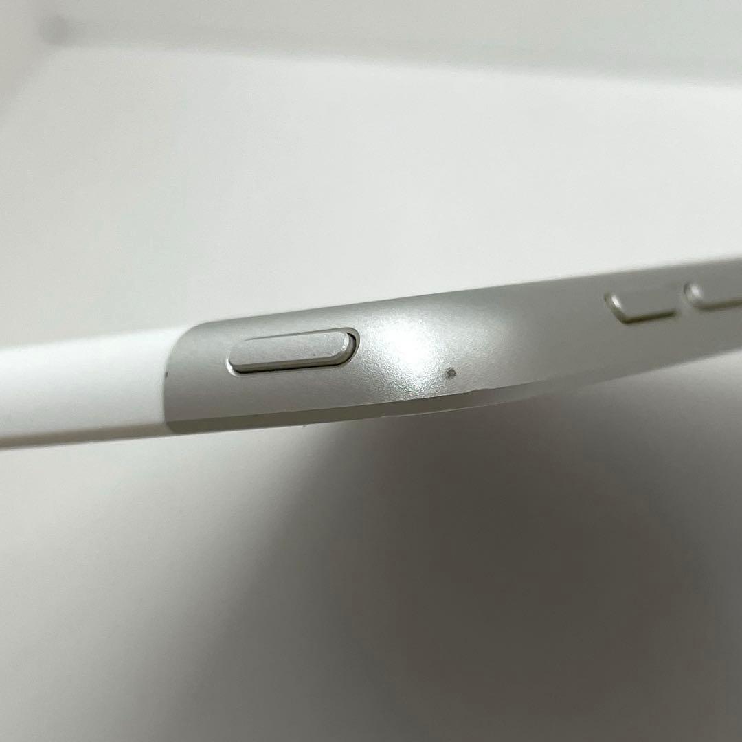 Apple iPad（第7世代)32GB Wi-Fi+Cell Softbank