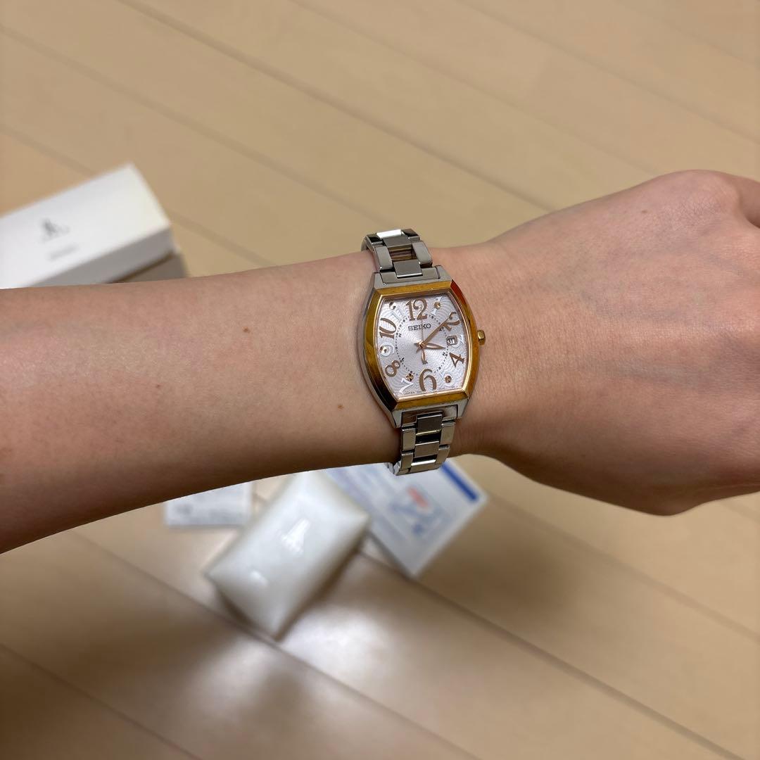 LUKIA SEIKO レディース時計 ソーラー電波