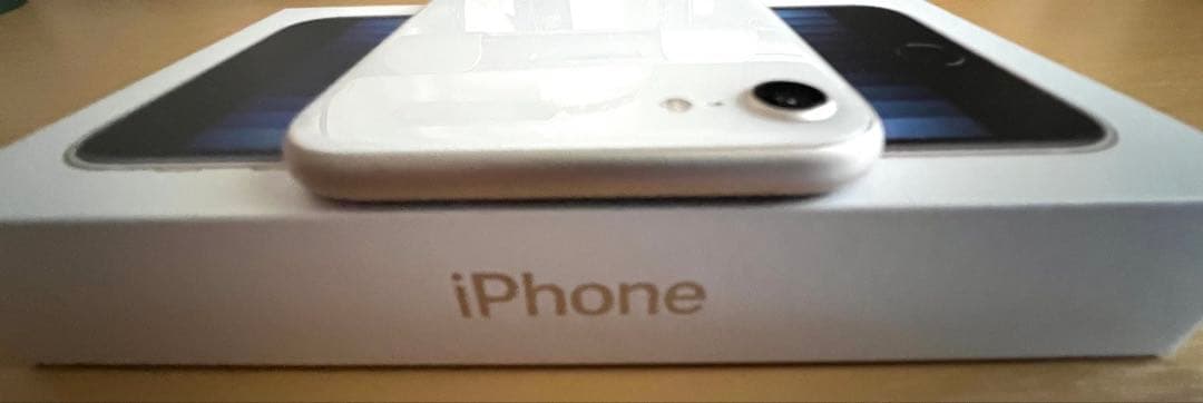 Apple iPhone SE (第3世代) スターライト 箱・付属品あり