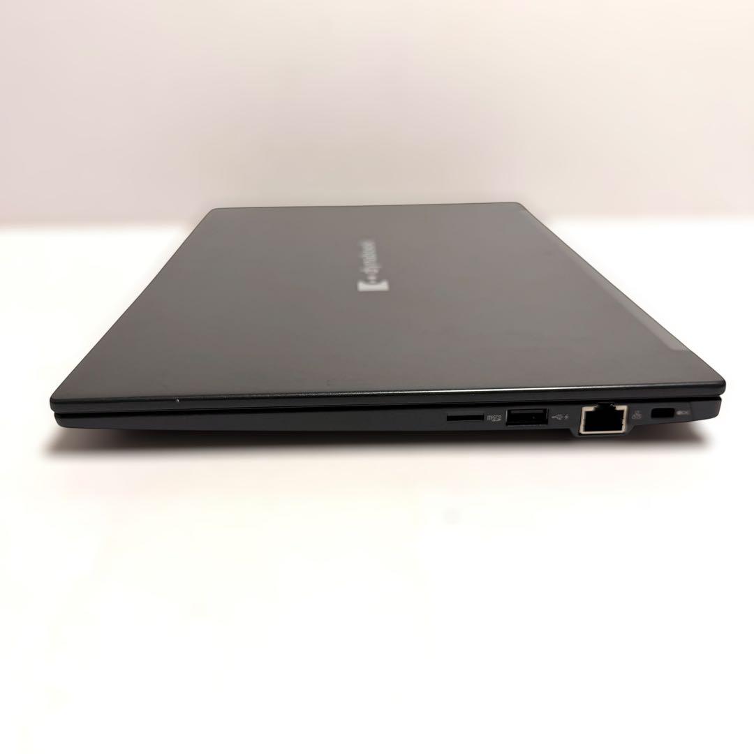 美品 dynabook G83/HV 2022年製 第11世代 バッテリー消耗少