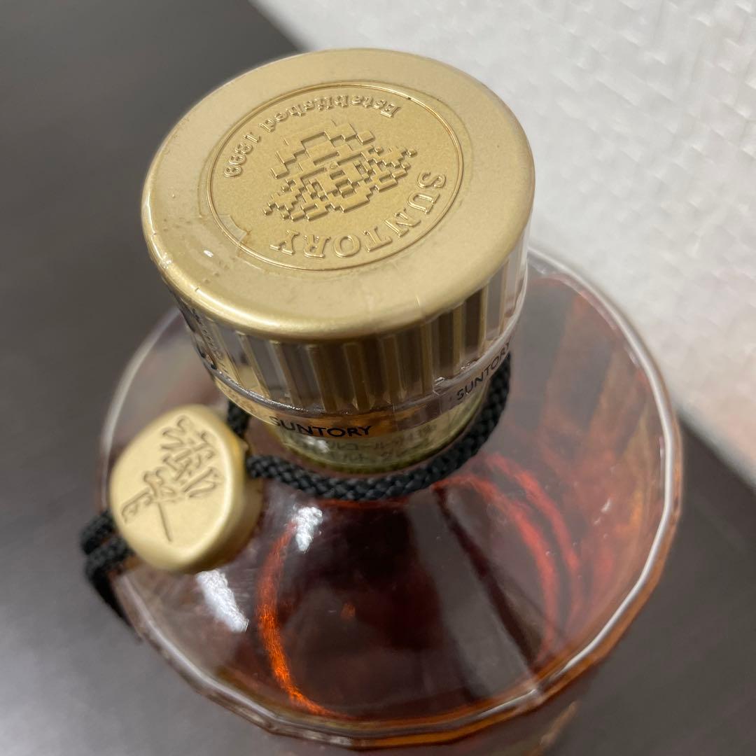 サントリー ウイスキー 響 金キャップ ゴールドキャップ　700ml　43％