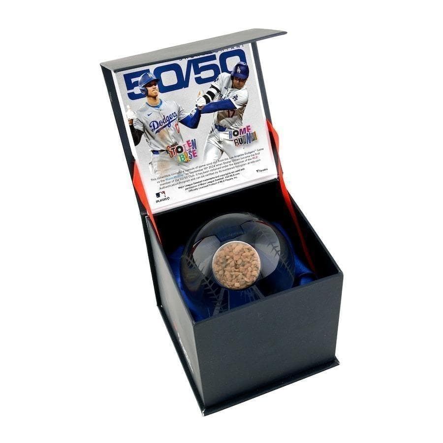 大谷翔平 50-50記念 クリスタル 野球ボール ゲーム使用済みの土付き 102