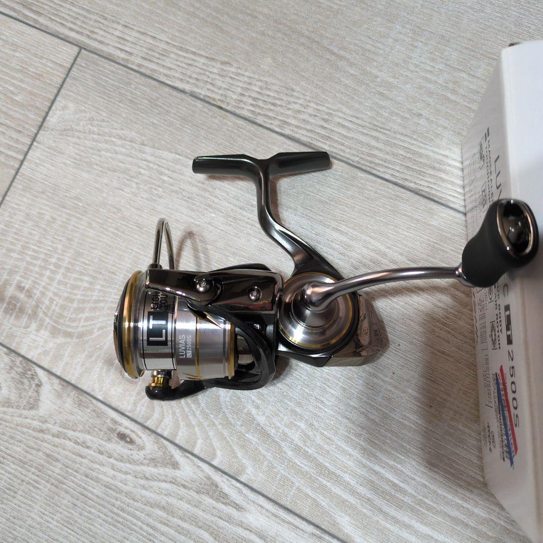 神社　新品　 ルビアス FC LT2500S リール