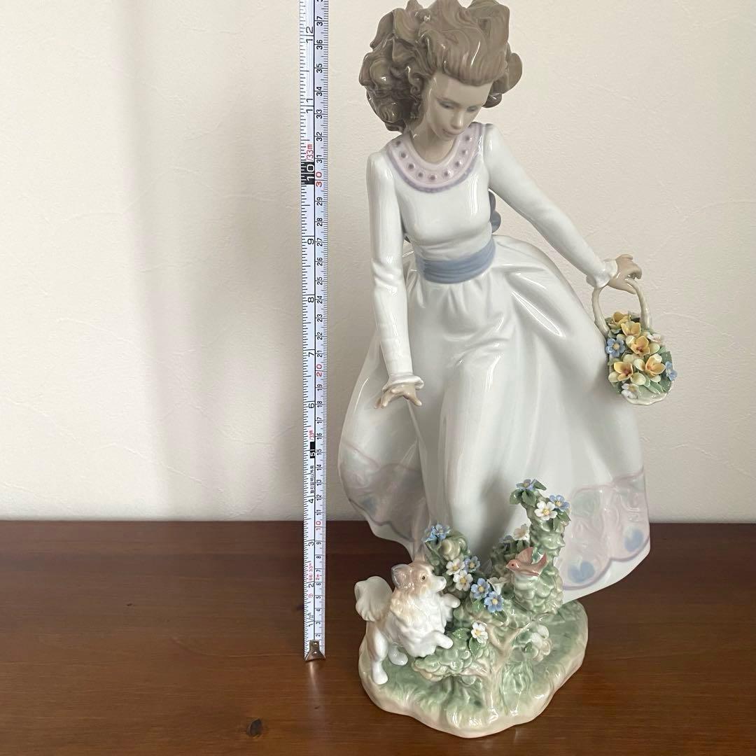 LLADRO リヤドロ 『 女性と犬 』 置物 高さ37㎝ ‼︎