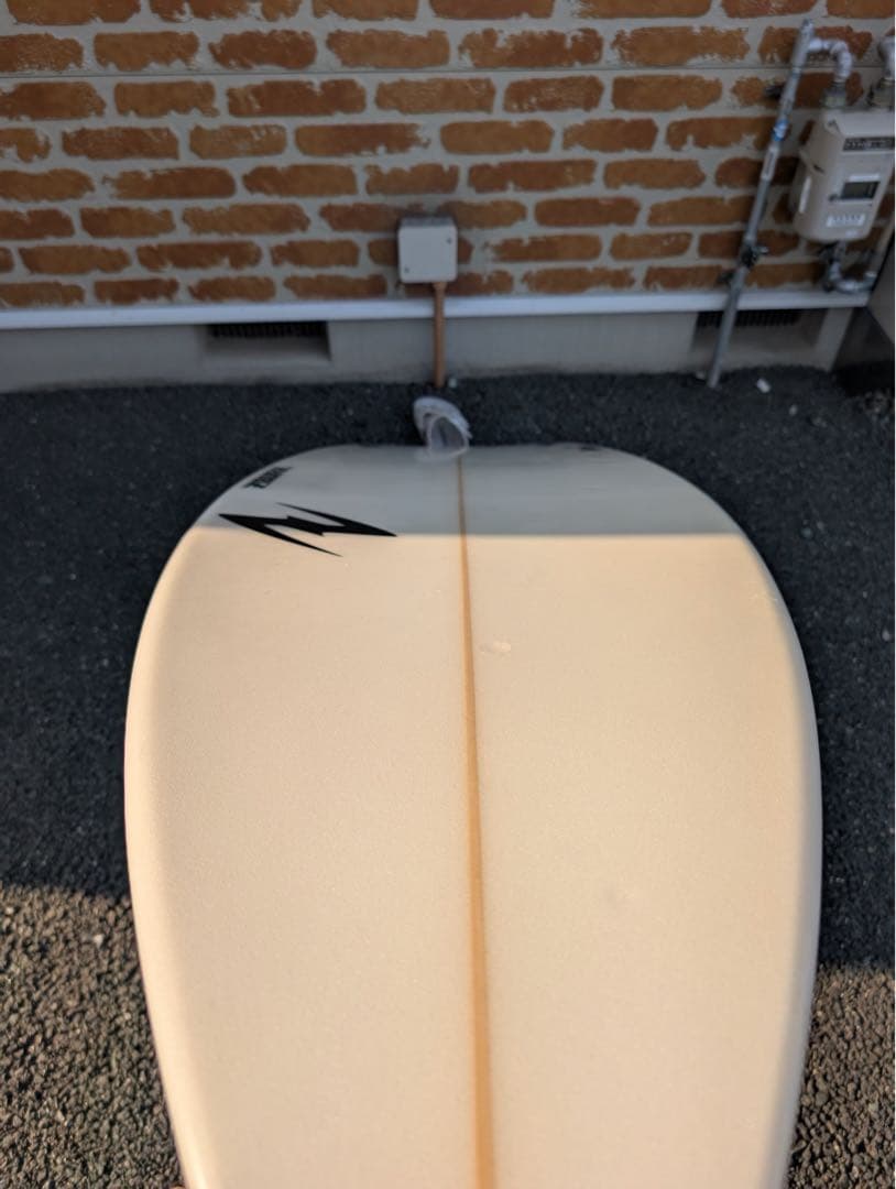 ZBURH CUSTOM(ゼブラ)サーフボード5'11 トライフィン FCS2