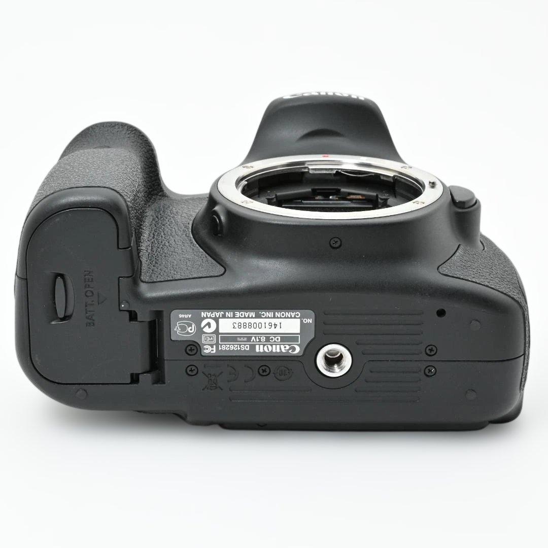 ほぼ新品 ショット数533回 Canon EOS 60D ボディ