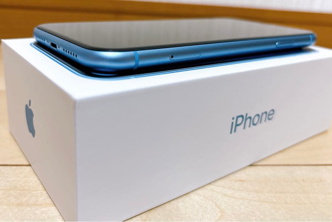 傷有り⚠︎送料込み◎匿名配送◎ iPhone XR 256GB ブルー 付属品あり