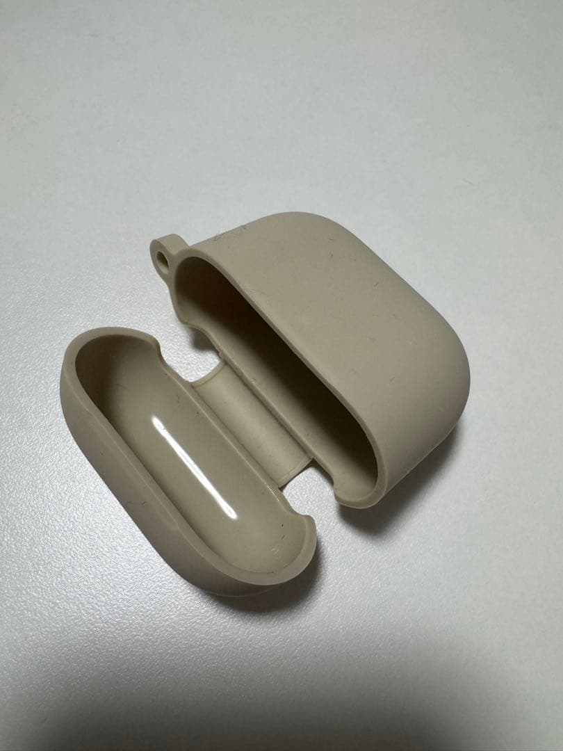【正規品】 AirPods 4 アクティブノイズキャンセリング搭載 おまけ付き