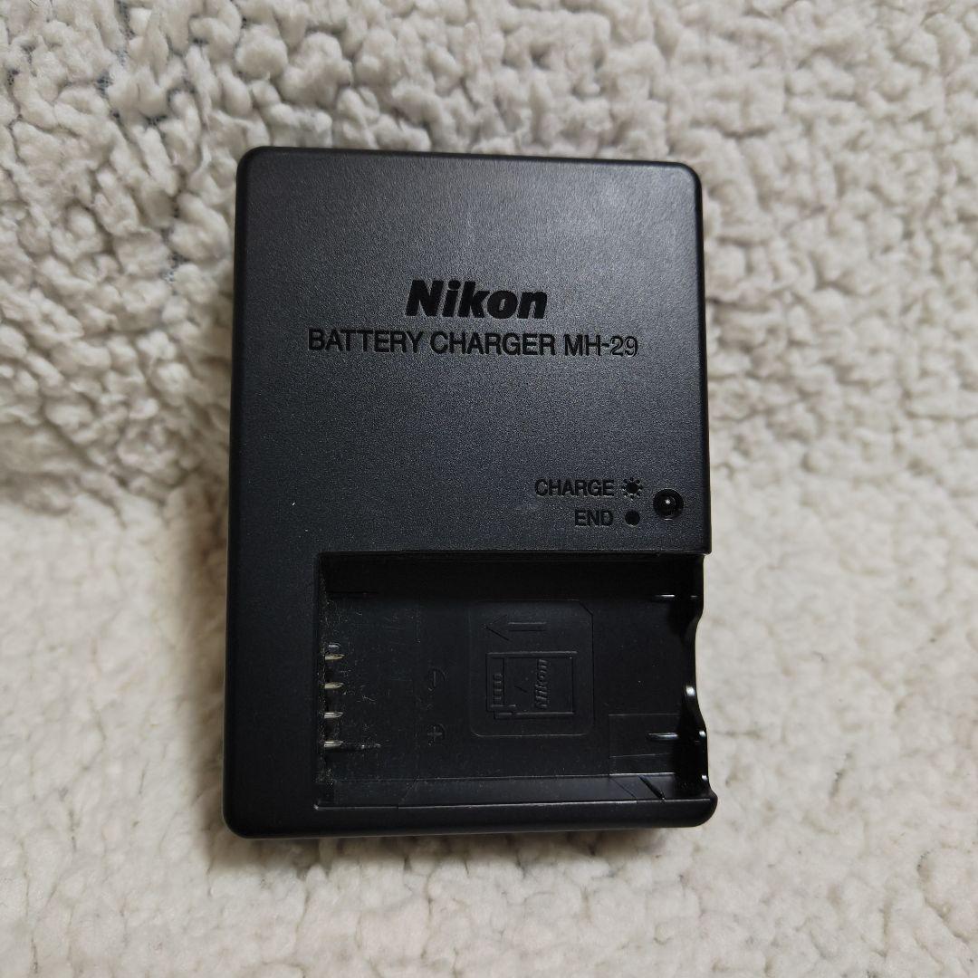 Nikon 1 J4　ダブルズームキット ミラーレスカメラ ホワイト