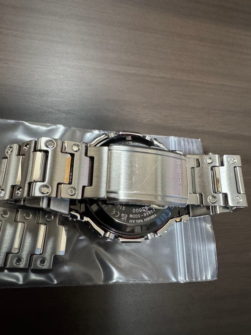 G-SHOCK GMW-B5000D 電波ソーラー