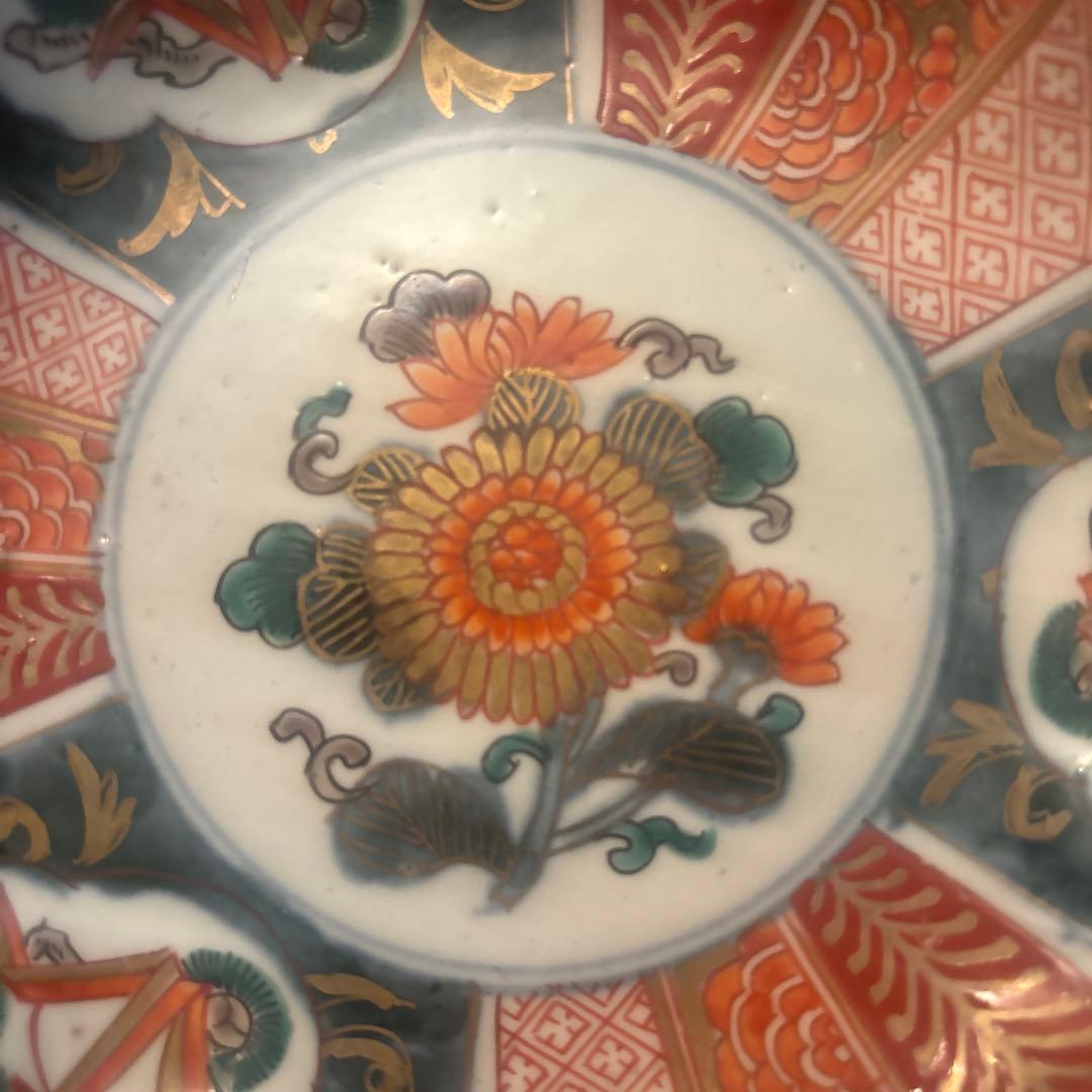 江戸後期　手描きのお花や松、幾何学模様が秀逸で金彩も美しい豪華絢爛な古伊万里
