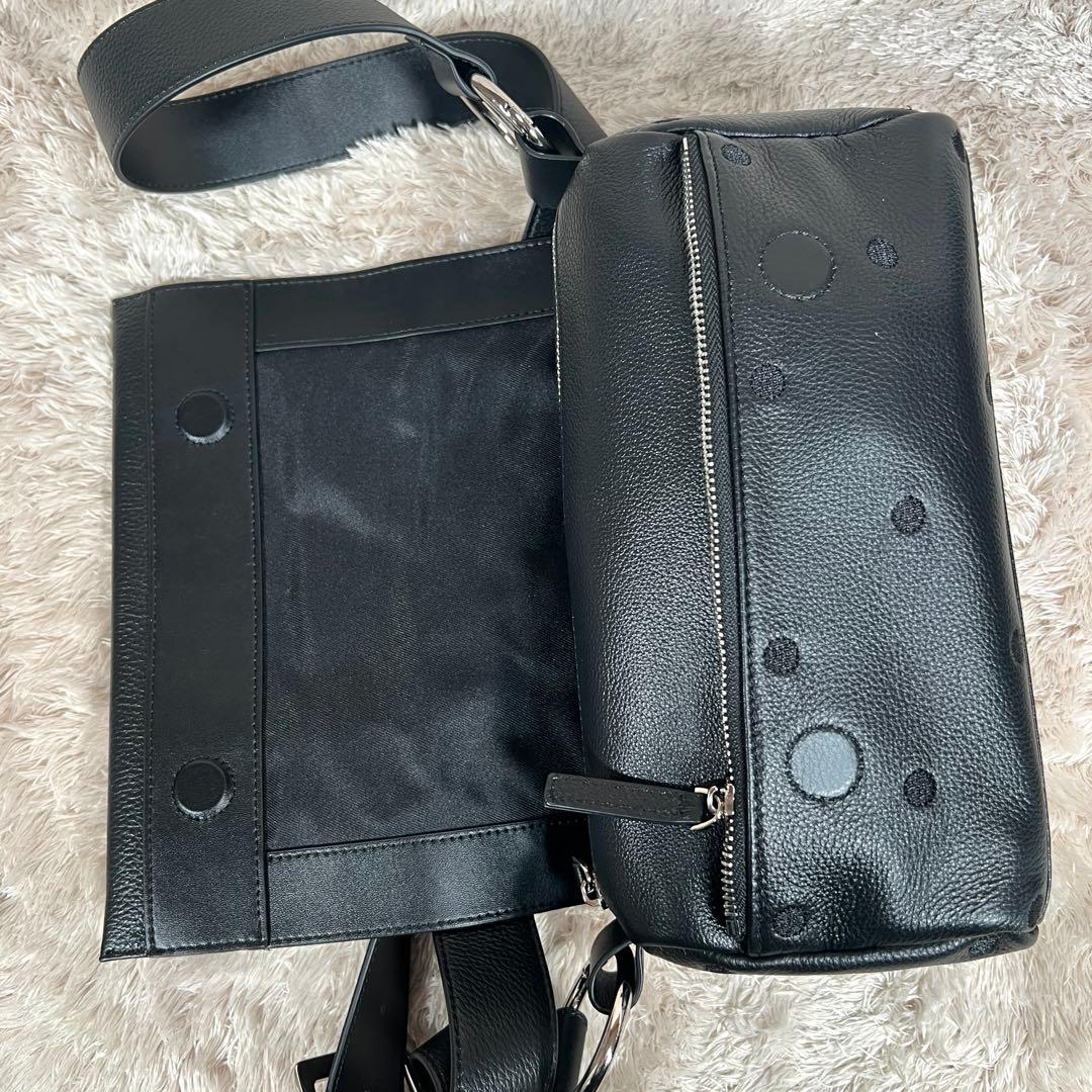 極美品✨　BEARDSLEYビアズリー　ドットボディバッグ　ブラック