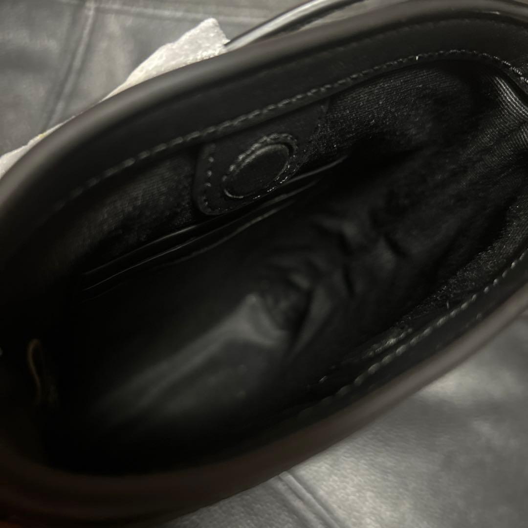 新品　コーチレザー スマホバック　ショルダーバッグ　携帯ポーチ